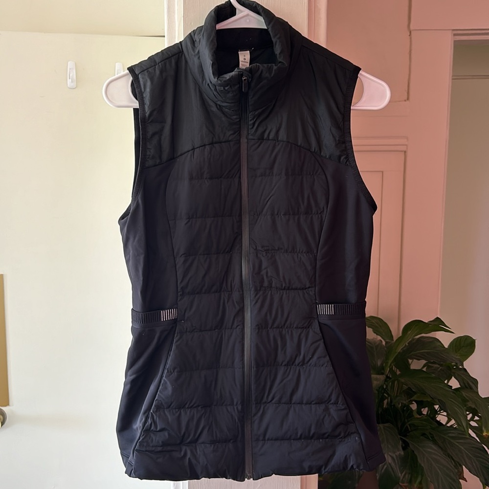 🆕 Lululemon Down For It All vest - Picture 2 of 5